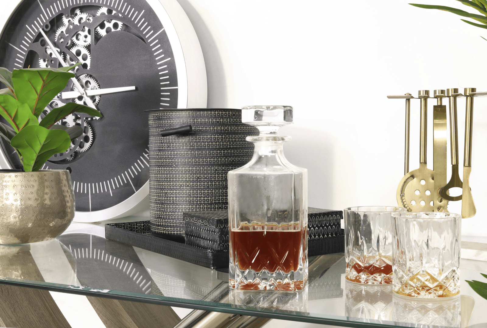 Elevate Your Easter Celebrations: Luxury Home Décor Ideas for the Occasion