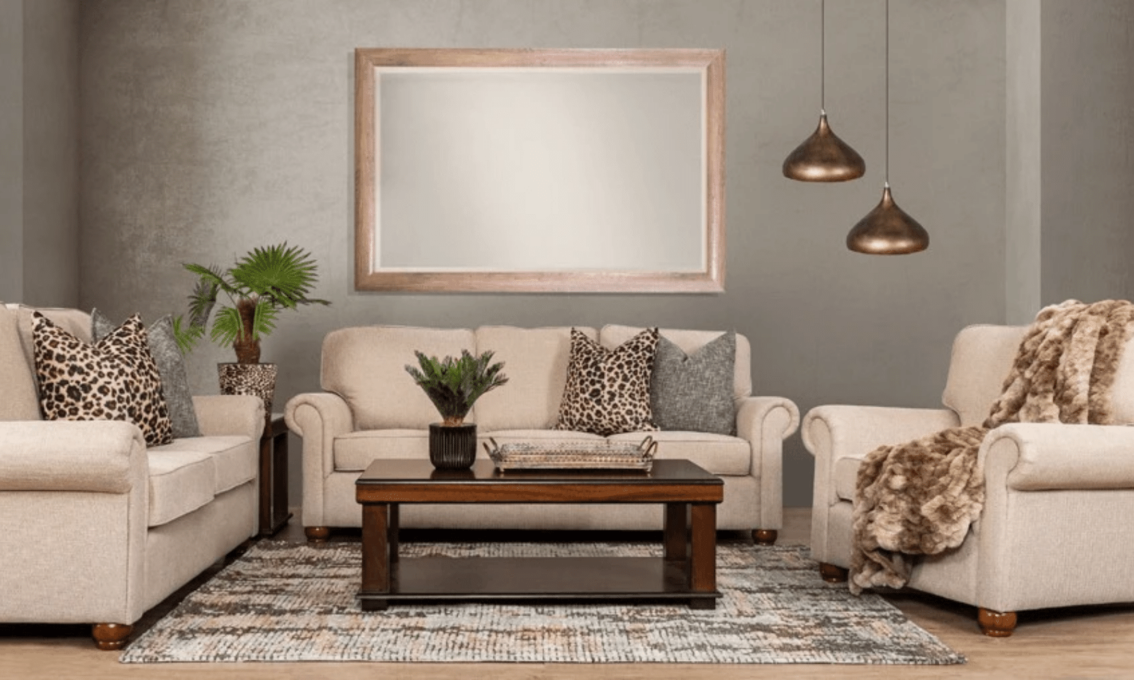 LEATHER VS FABRIC: THE SALISBURY SOFA SUITE