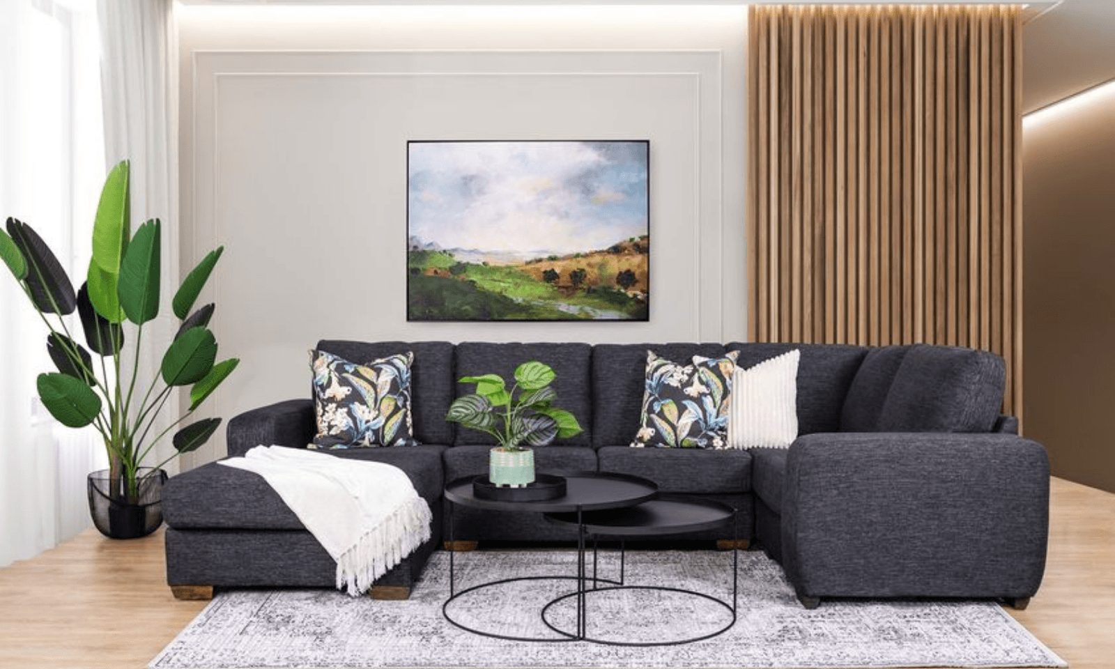 HOW TO CHOOSE A FABRIC COLOUR FOR YOUR COUCH