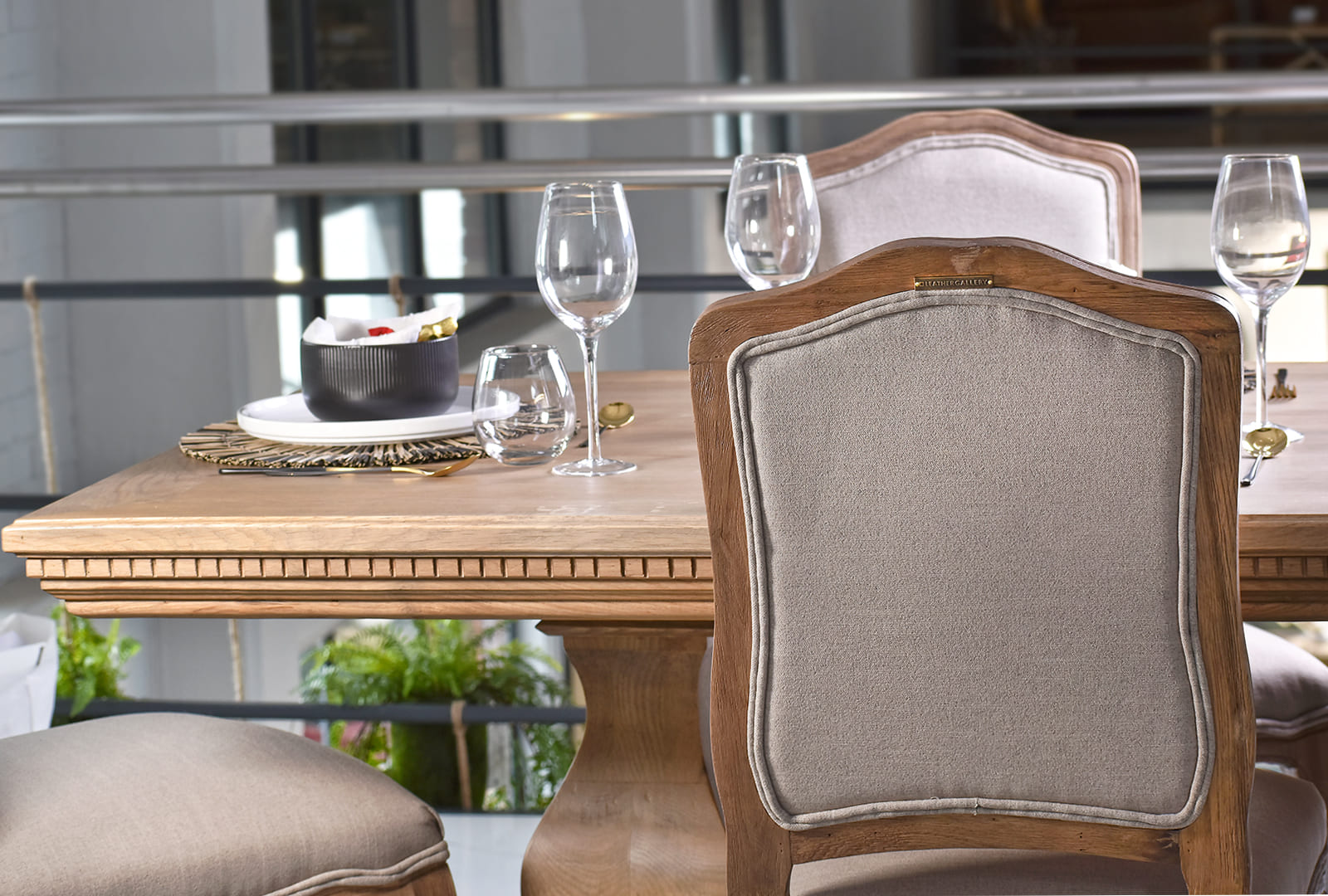 5 ways on how a dining table in your home can improve your lifestyle