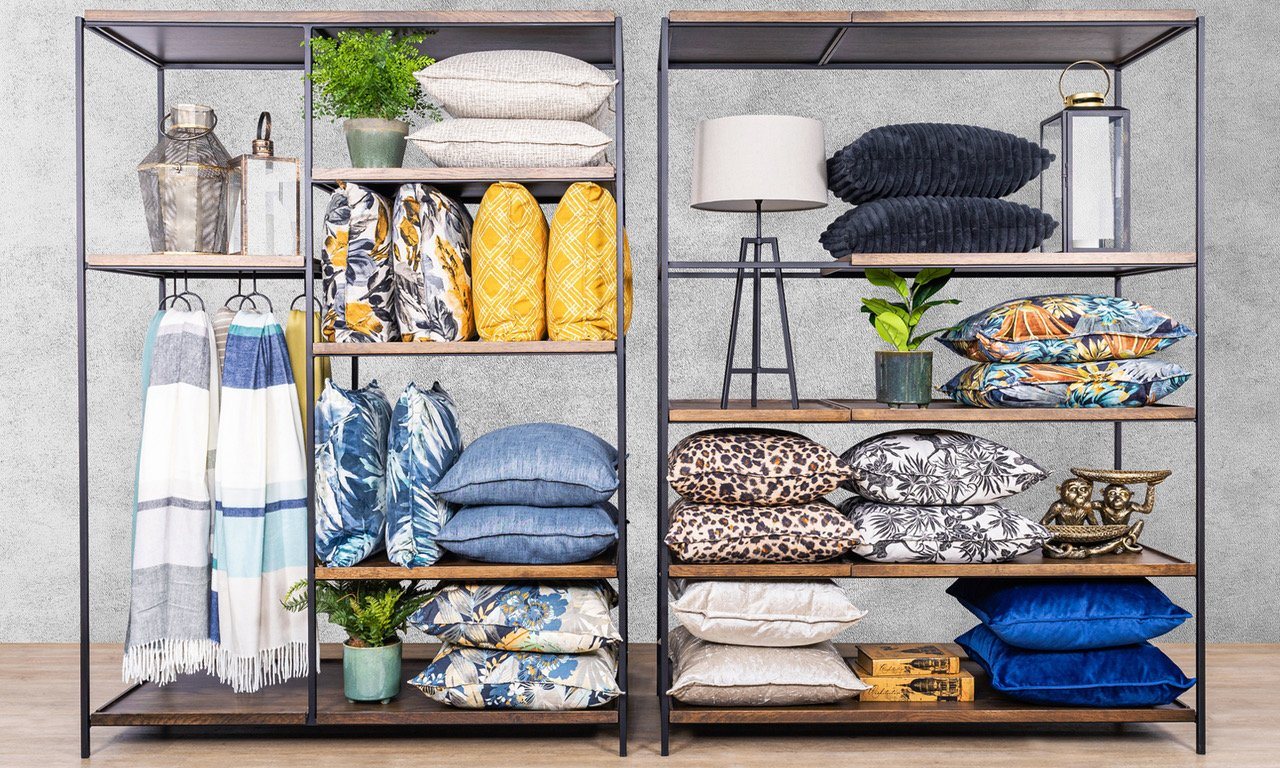 TOP 5 WAYS TO STYLE YOUR CABINETS