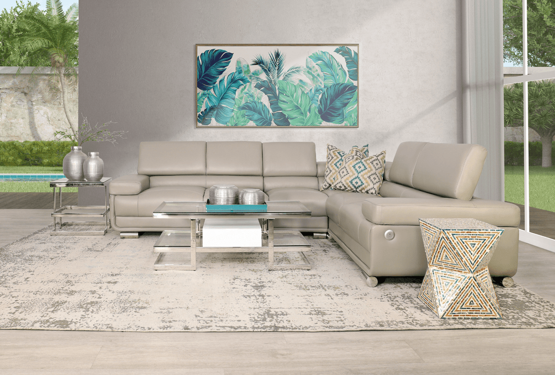 Creating a Harmonious Indoor-Outdoor Flow within Your Home: 10 Tips for Furniture Selection