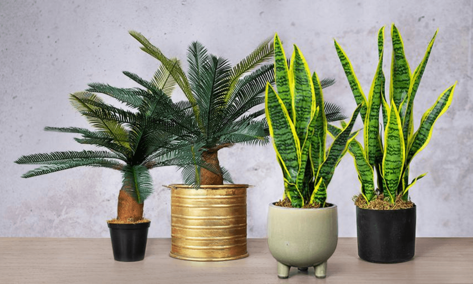 DECORATING WITH FAUX GREENERY