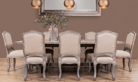HOW TO CHOOSE A GOOD DINING TABLE