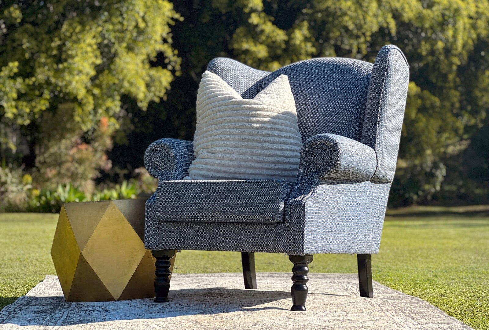 Factors to consider when choosing a Throne Chair for your next event