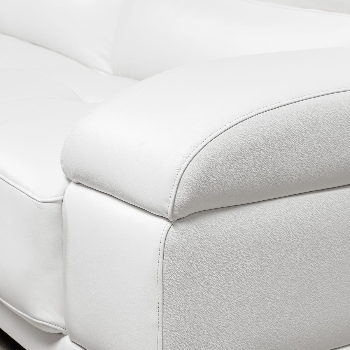 Close up Adaline 2 Leather Sofa Suite Leather Sofa Leather Gallery- urban white