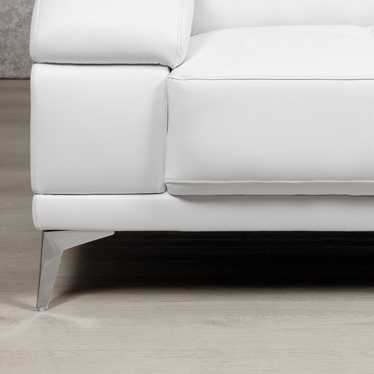 Close up Adaline 2 Leather Sofa Suite Leather Sofa Leather Gallery- urban white