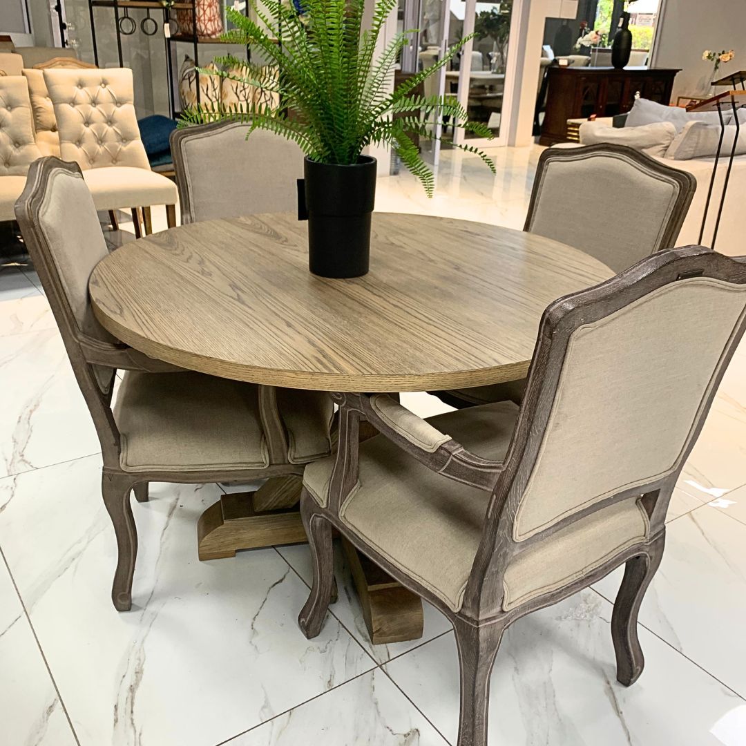 Berkeley Round 4 Seater & Duke Dining Set - Warehouse Clearance