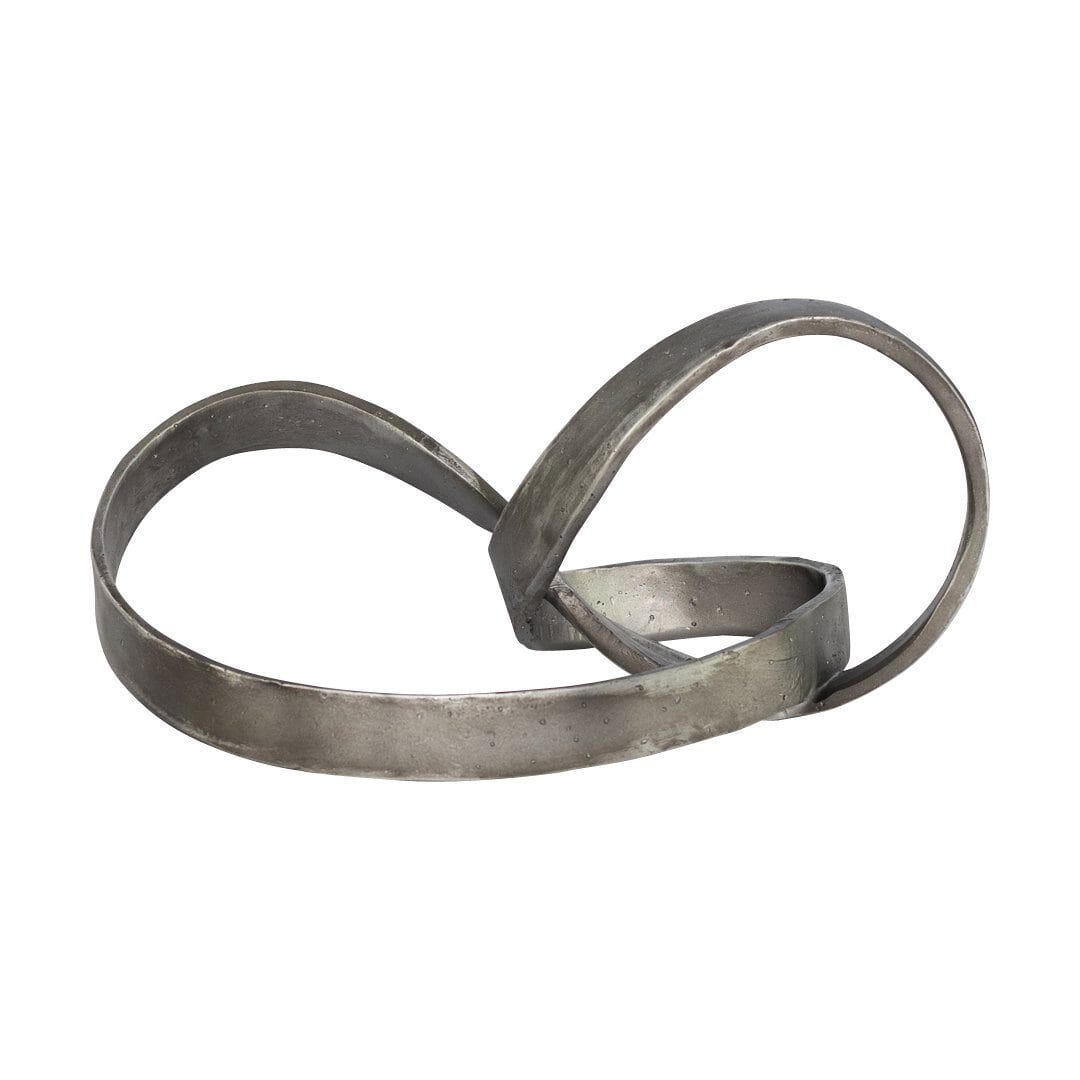 Cast Ring Sculpture Ornament Leather Gallery Silver 37 X 19 X 17.5 CM 
