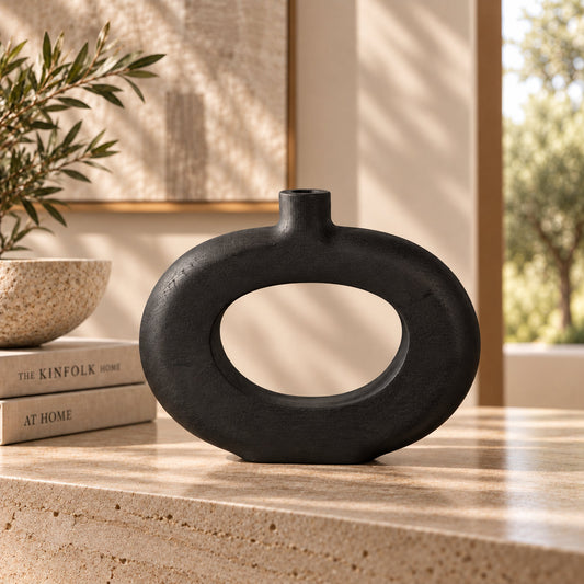 Oculus Sculptural Vase 1