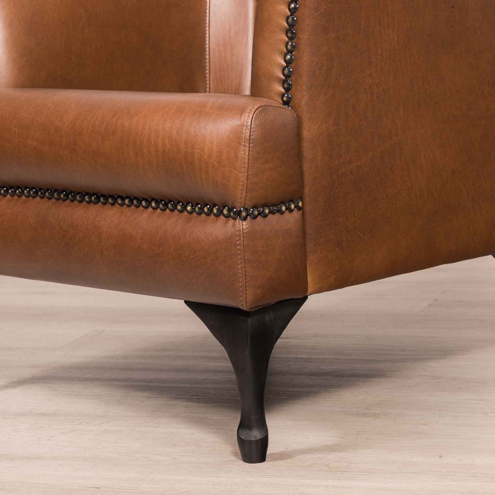 Salina Leather Armchair - Warehouse Clearance