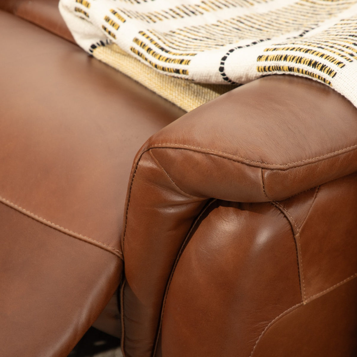 Seattle Leather Recliner - Closeup| Leather Gallery Single Recliner| Imperial Royal Walnut