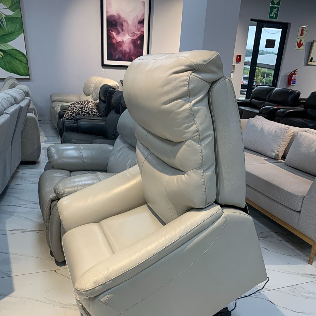 Seattle Single Recliner Couch- Warehouse Clearance