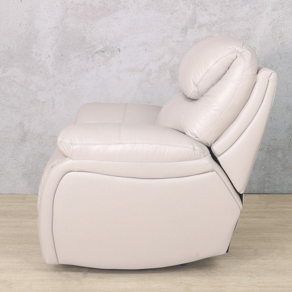 The Delta single recliner chair in manatee grey in premium leather. 