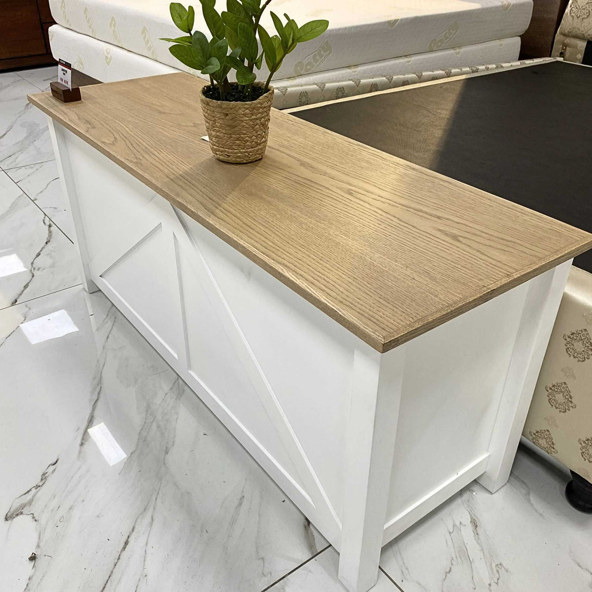 Louvre Kist | Blanket Storage Box | Bedroom Storage | Leather Gallery Antique Natural Oak 