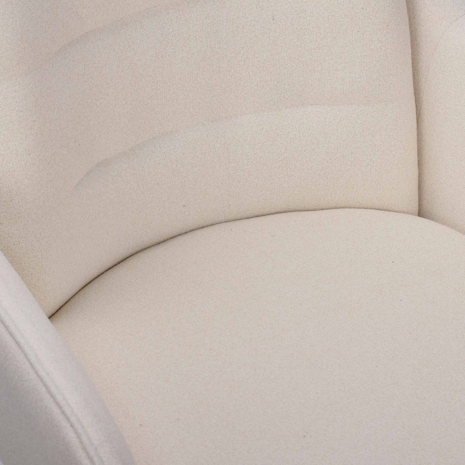 Octavia Dining Chair Close up | Leather Gallery Dining Chairs, carver dining chairs, modern dining chairs, dining chairs for round table 