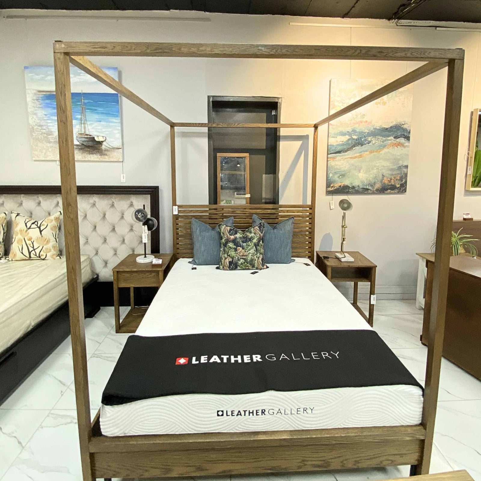 Roscoe 4 Poster Bed Frame - Warehouse Clearance