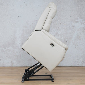 Seattle Leather Recliner Chair is easy to clean underneath as it elevate the seat up. 